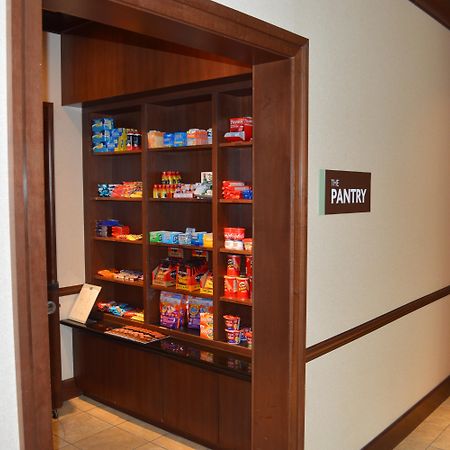 Staybridge Suites Milwaukee West-Oconomowoc By Ihg Екстериор снимка